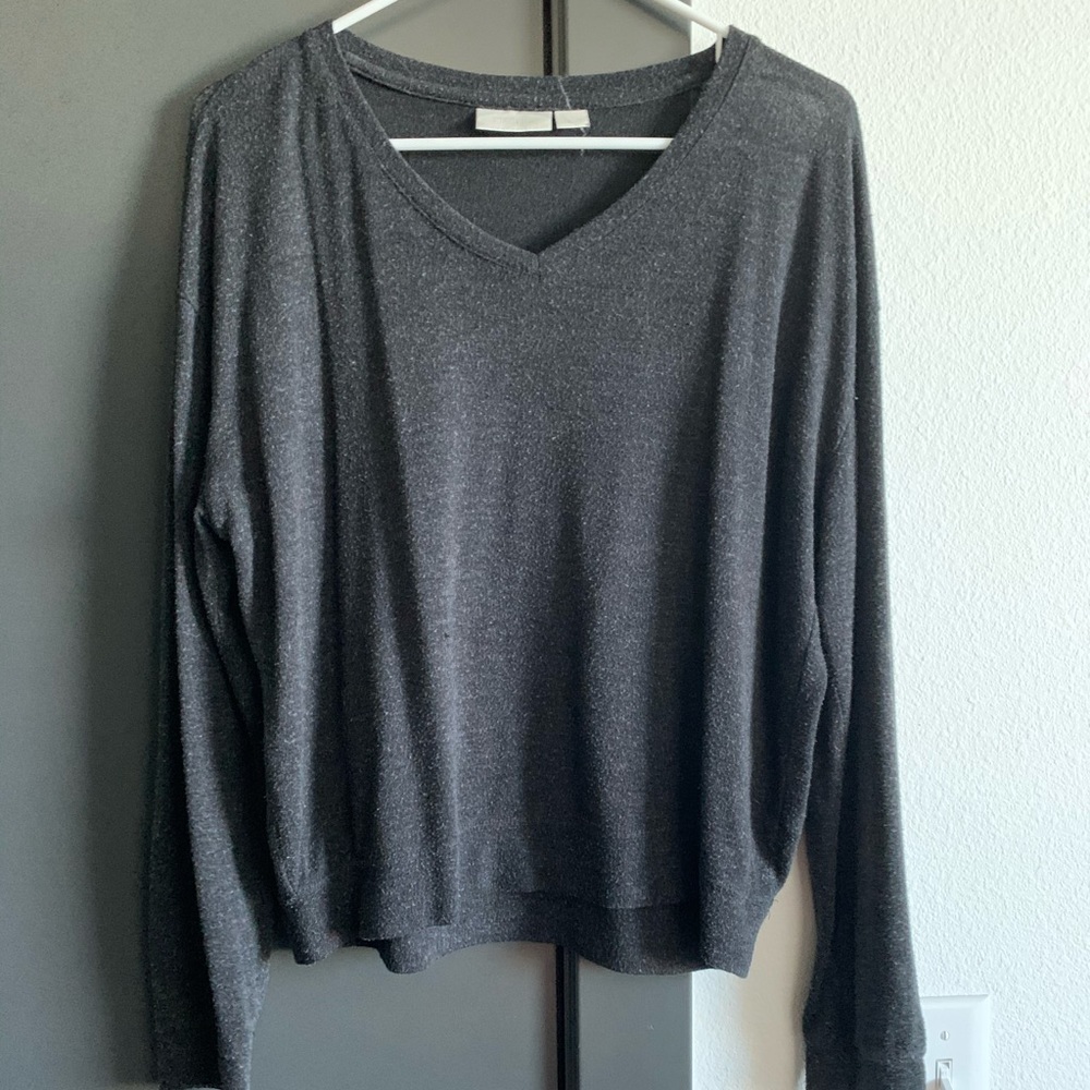 Small Nordstrom Gray Long-Sleeve V-Neck